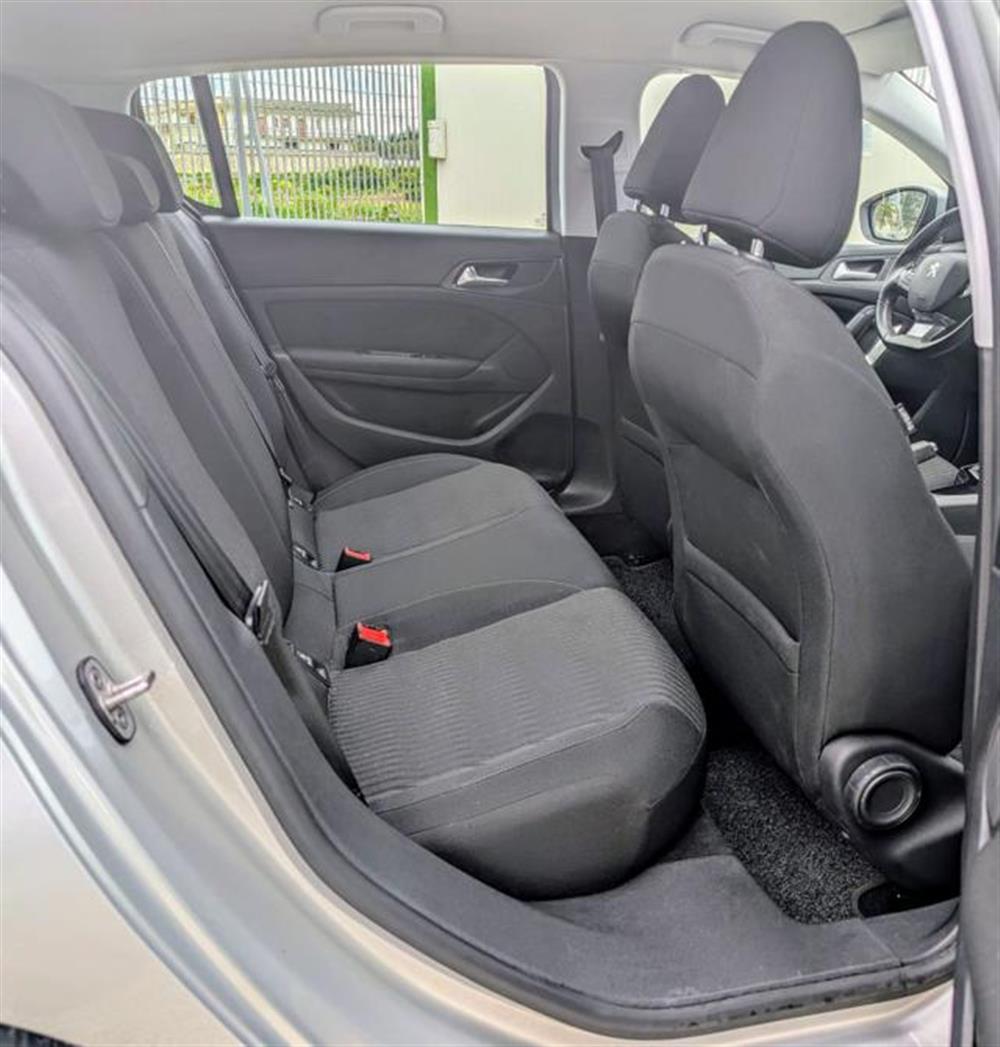 308 308 1.6 HDi 92 CV Busine