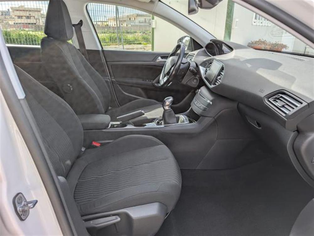 308 308 BlueHDi 100 S&S SW B