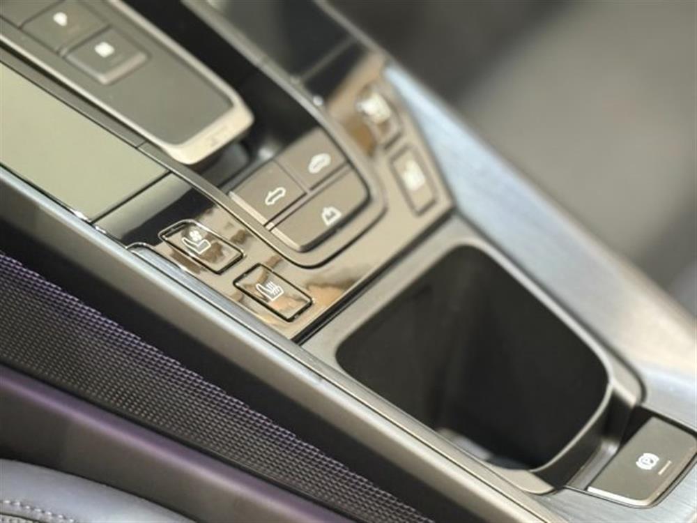 992 992 Carrera 4 GTS Cabrio