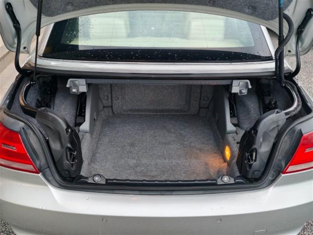 320 320 d AUT. Cabrio Futura