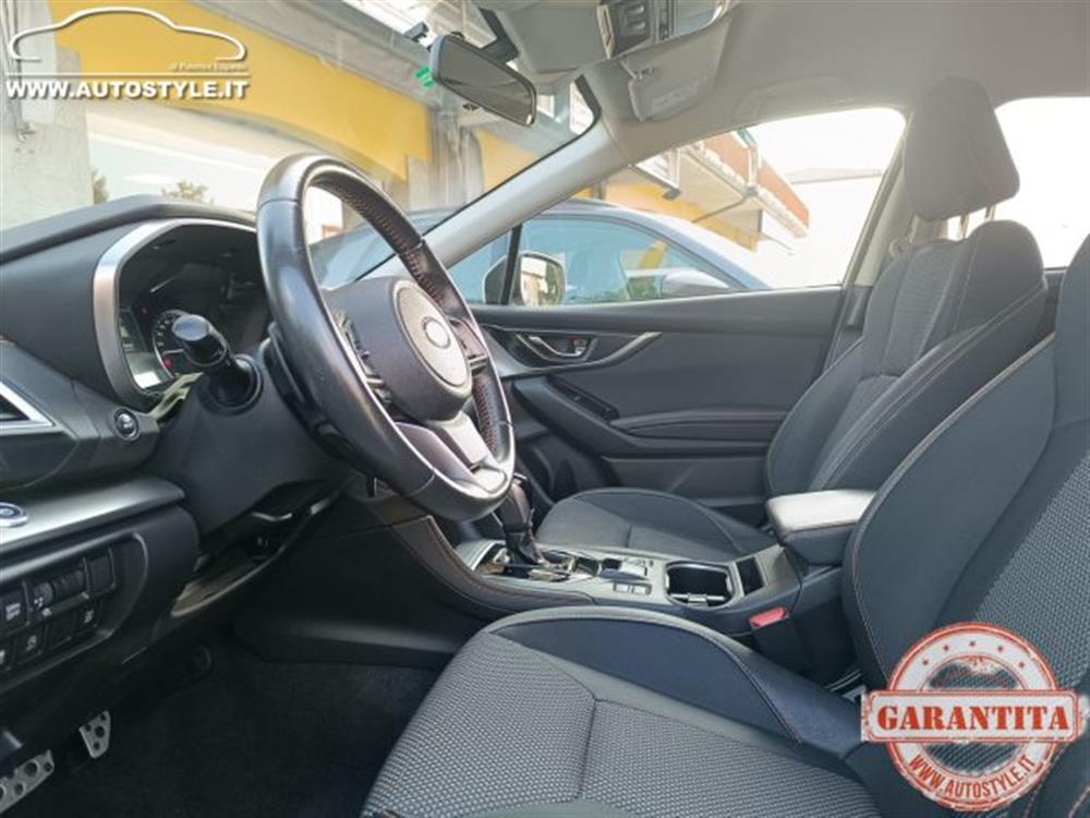 XV XV 1.6i AWD Lineartroni