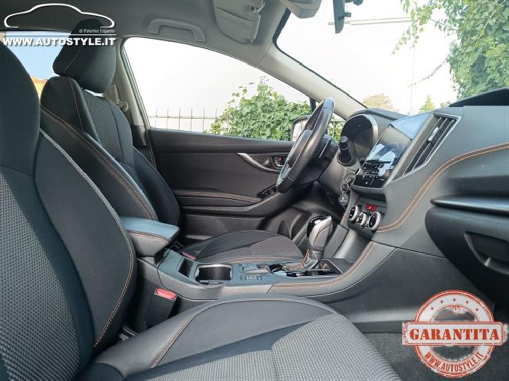 XV XV 1.6i AWD Lineartroni