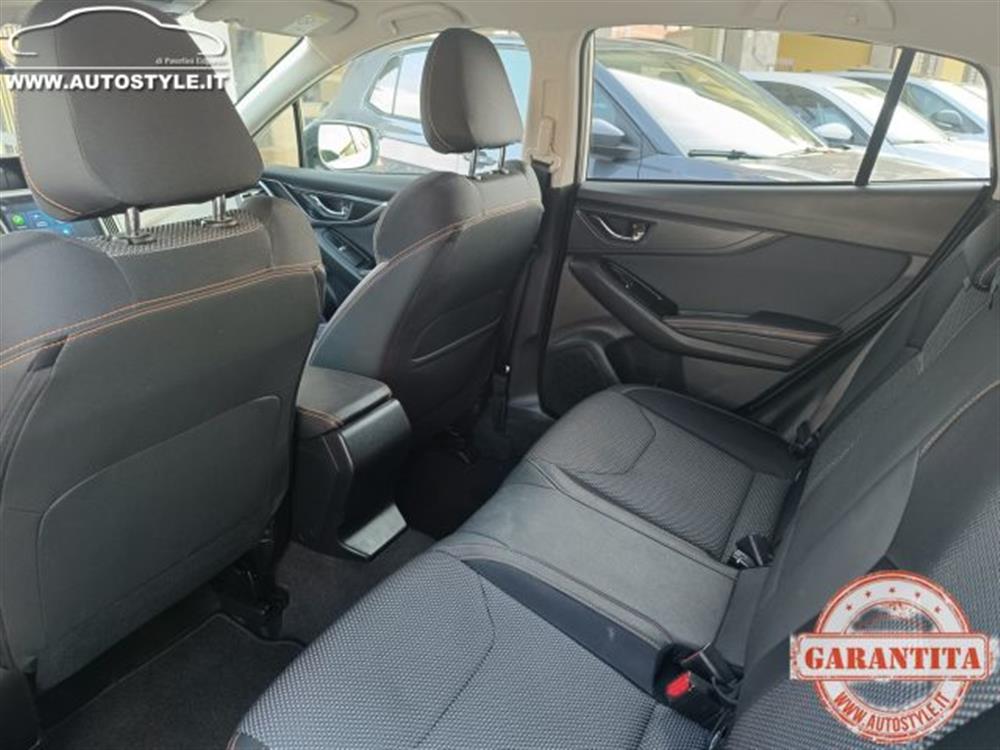 XV XV 1.6i AWD Lineartroni