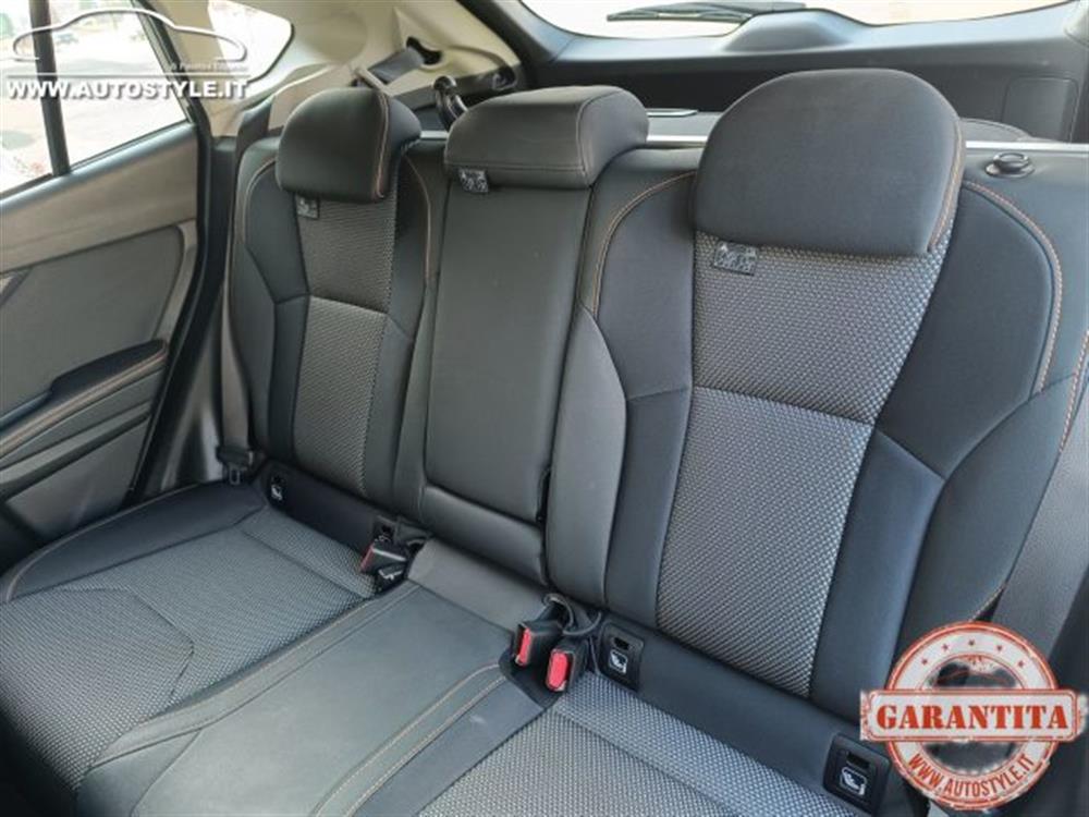 XV XV 1.6i AWD Lineartroni