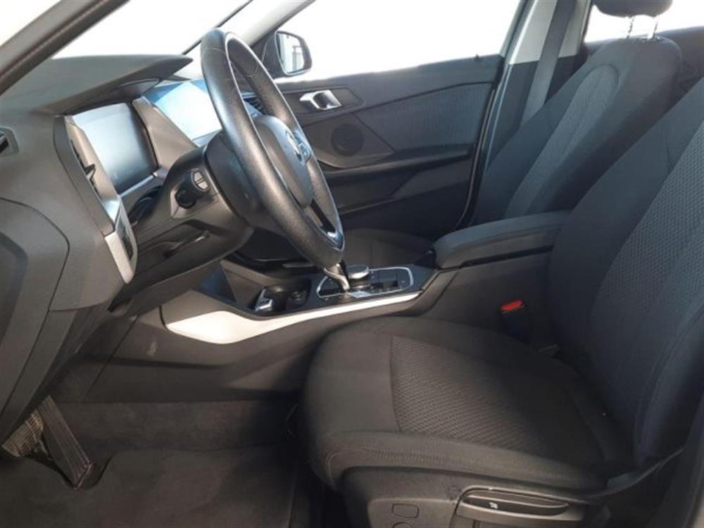 116 116 d 5p. Business Advan