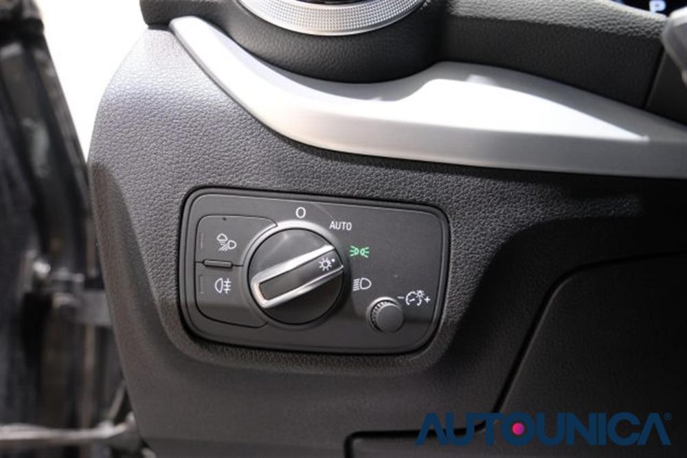 Q2 Q2 35 TDI S TRONIC S LI