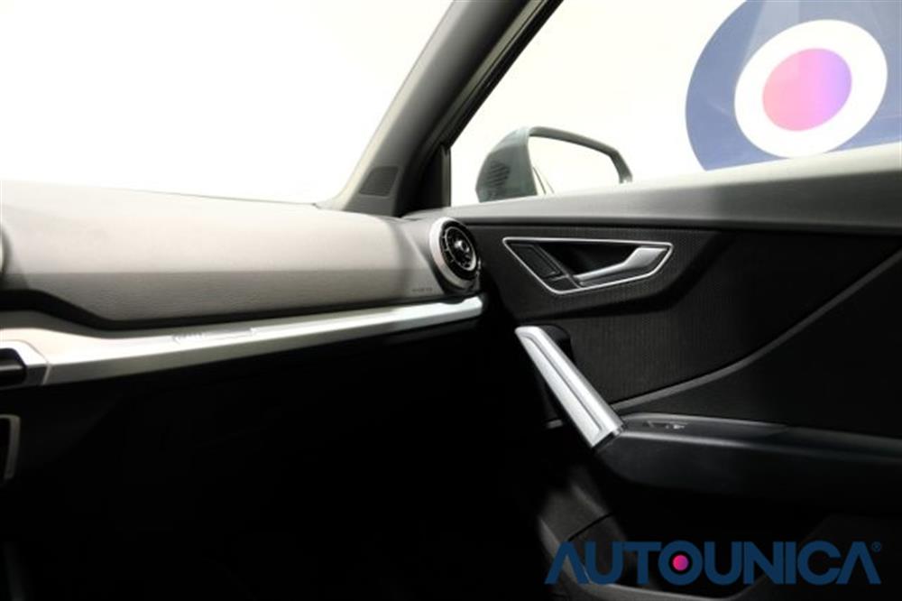 Q2 Q2 35 TDI S TRONIC S LI