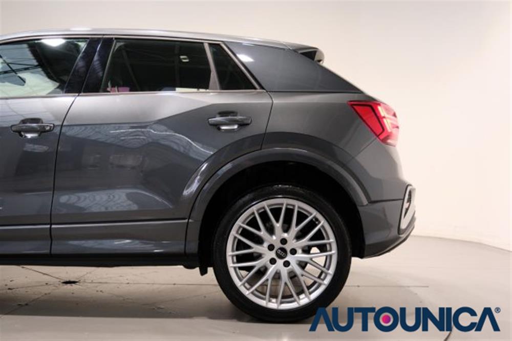 Q2 Q2 35 TDI S TRONIC S LI