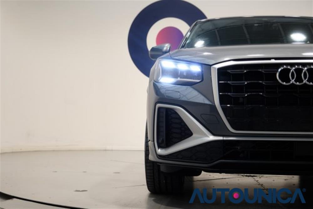 Q2 Q2 35 TDI S TRONIC S LI