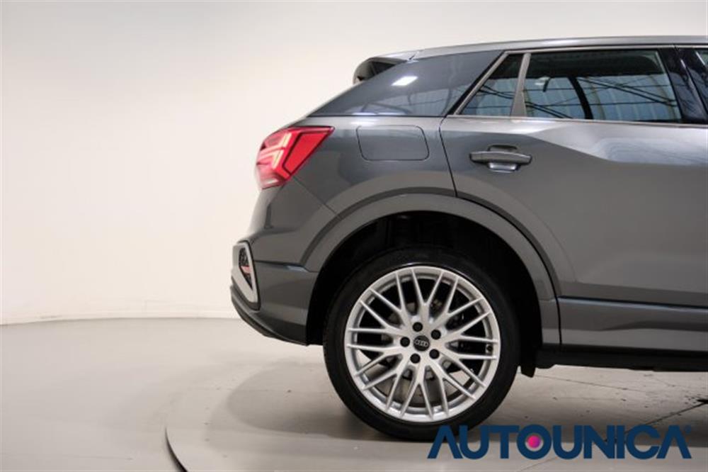 Q2 Q2 35 TDI S TRONIC S LI