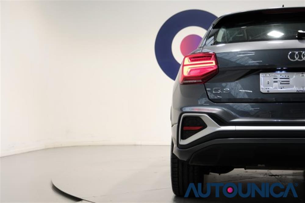 Q2 Q2 35 TDI S TRONIC S LI