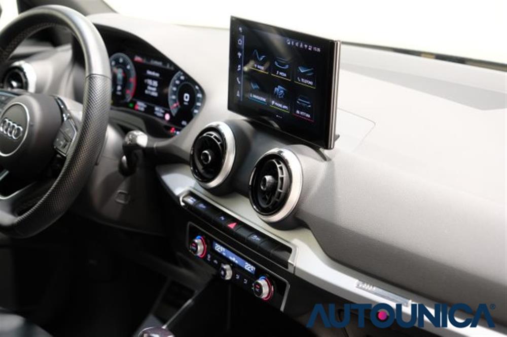 Q2 Q2 35 TDI S TRONIC S LI