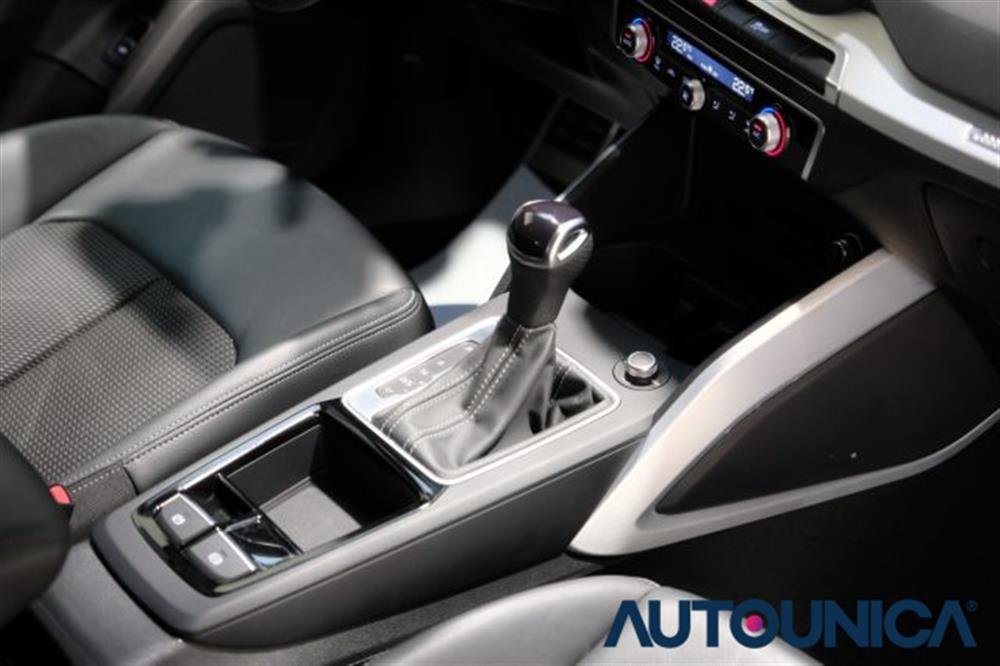 Q2 Q2 35 TDI S TRONIC S LI