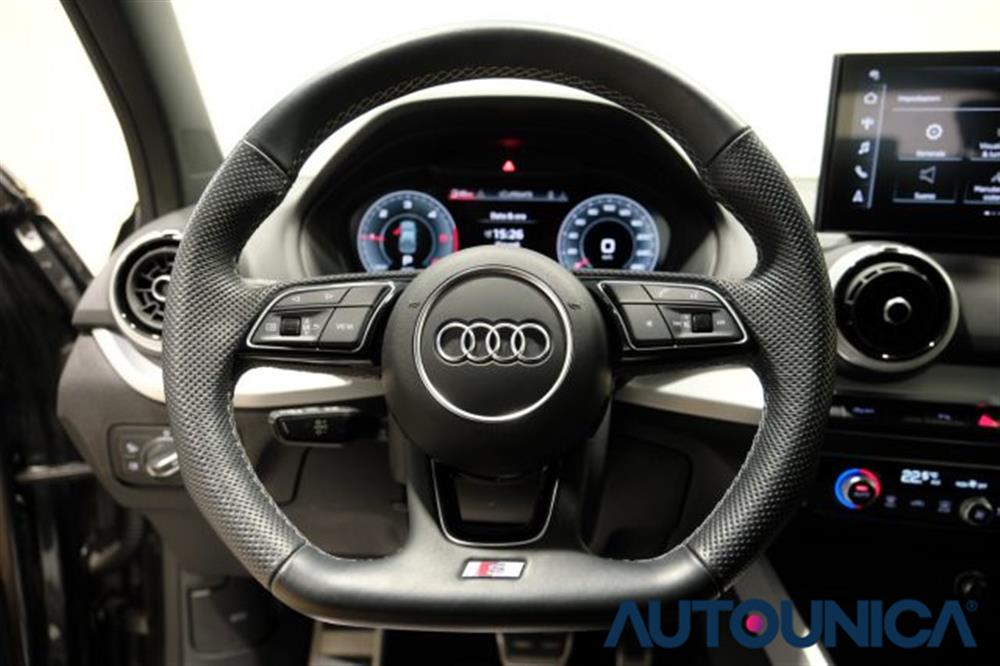 Q2 Q2 35 TDI S TRONIC S LI