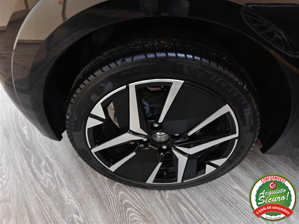 208 208 Hybrid 145 e-DCS6 GT