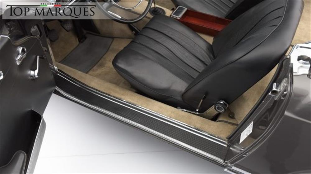 SL 230 SL 230 Pagoda