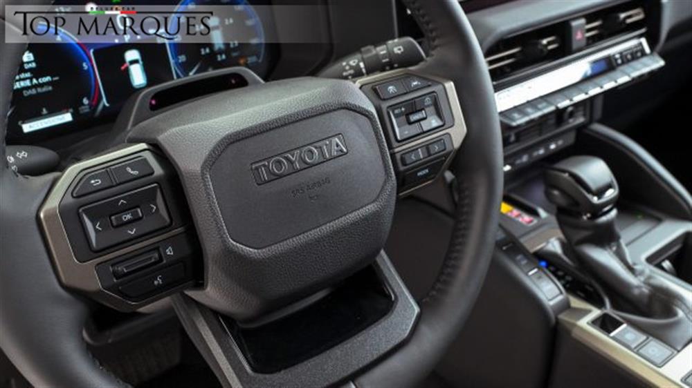 Land Cruiser Land Cruiser 2.8 D4D A/T AWD Firs