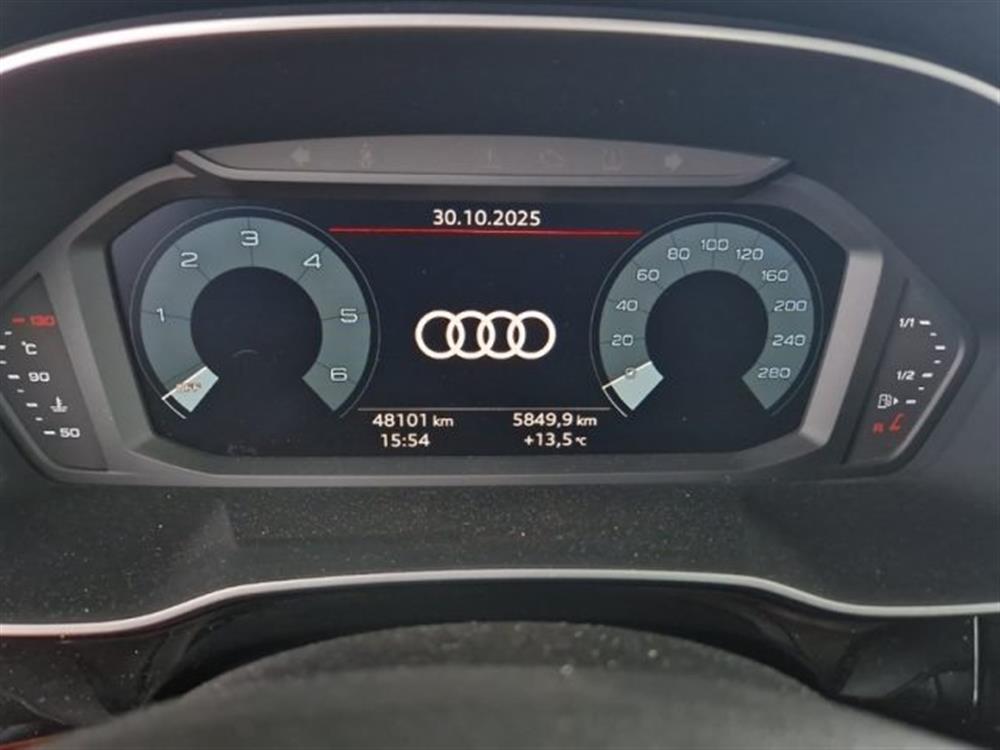 Q3 Q3 35 TDI quattro S tro