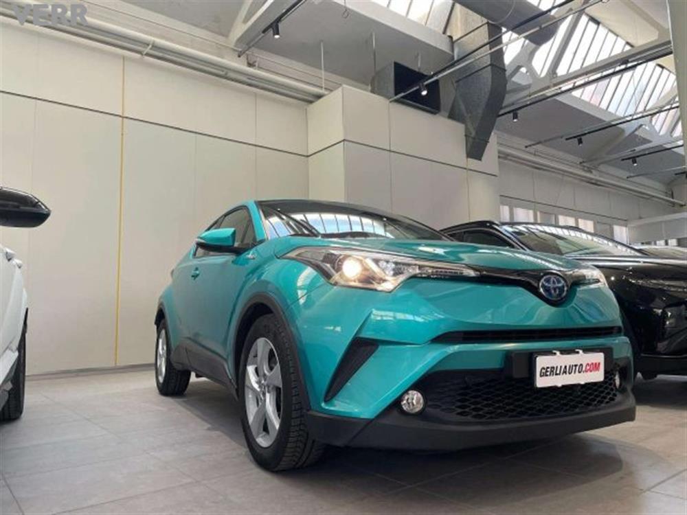 C-HR C-HR C-HR I 2016 1.8h Act