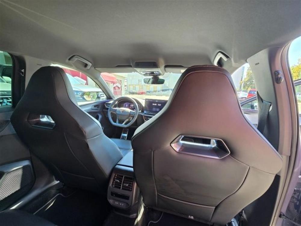 Leon Leon 1.4 e-HYBRID 245 CV