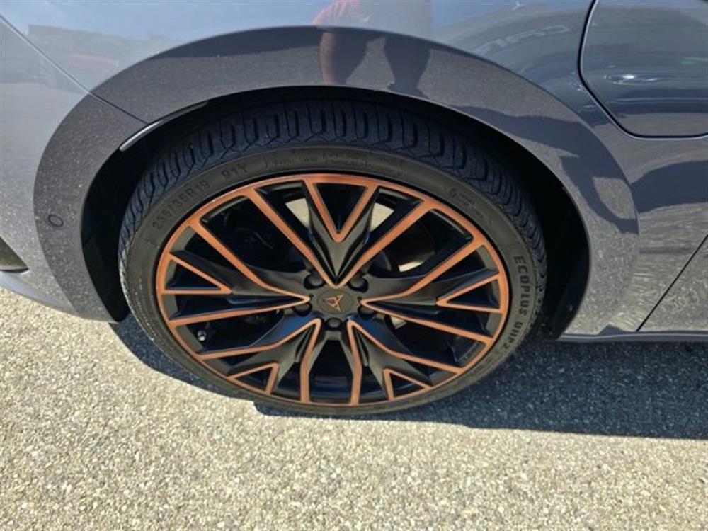 Leon Leon 1.4 e-HYBRID 245 CV