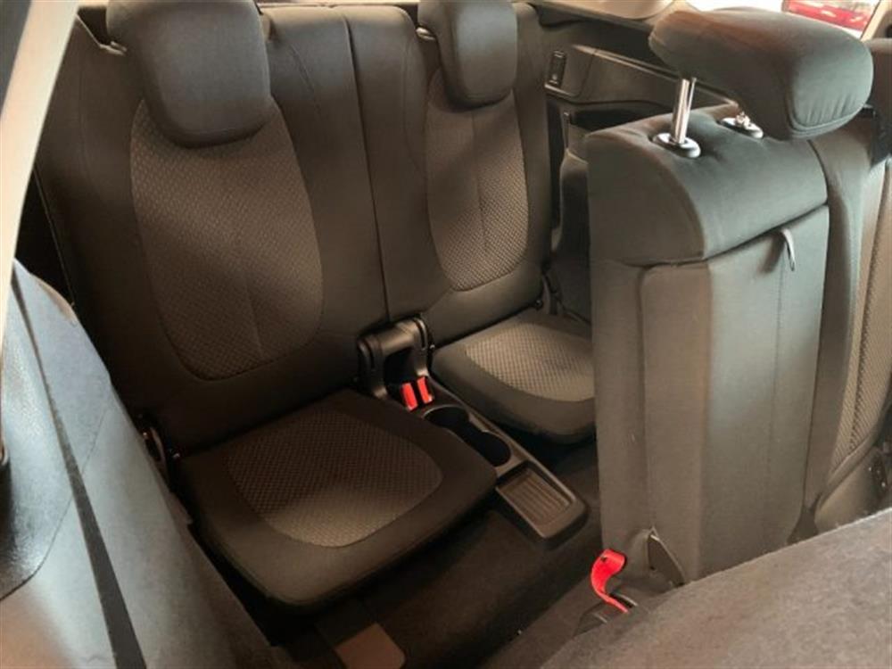 216 216 d Gran Tourer 7 Post