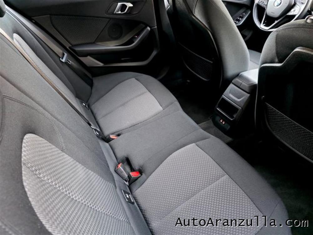 116 116 d 5P 115CV Automatic