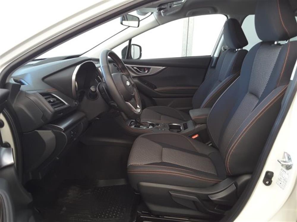 XV XV 1.6i Lineartronic 4d