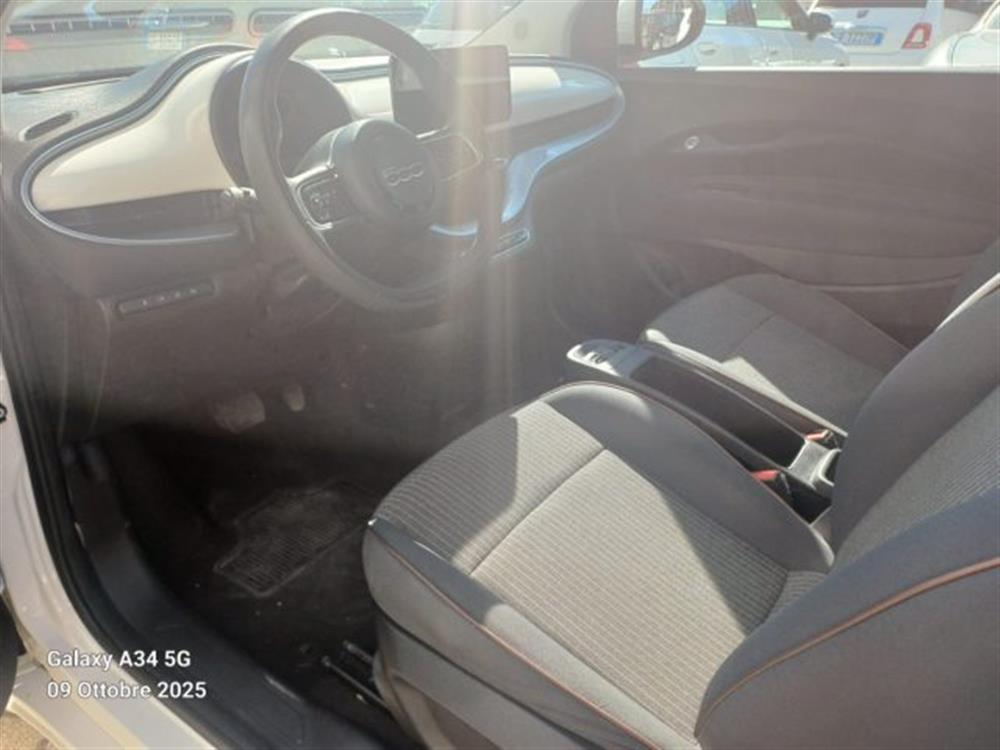 500e 500e 42 kWh Icon