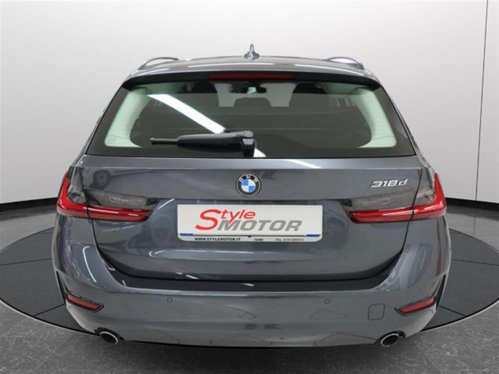 318 318 d 48V Touring Busine