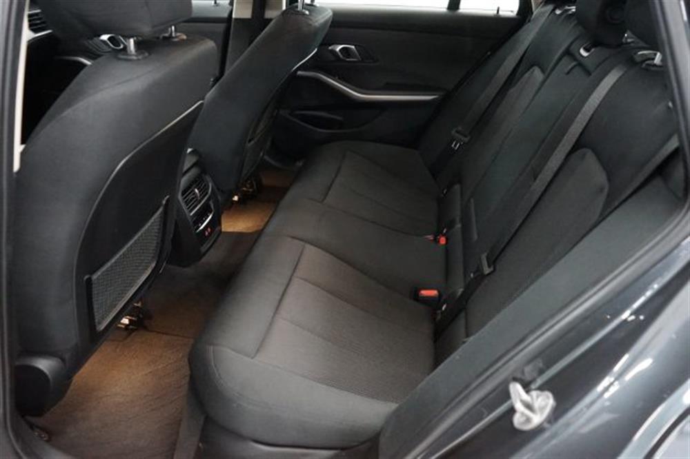 318 318 d 48V Touring Busine