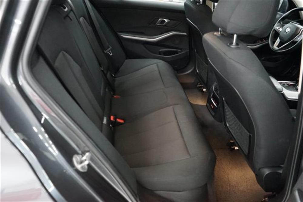 318 318 d 48V Touring Busine