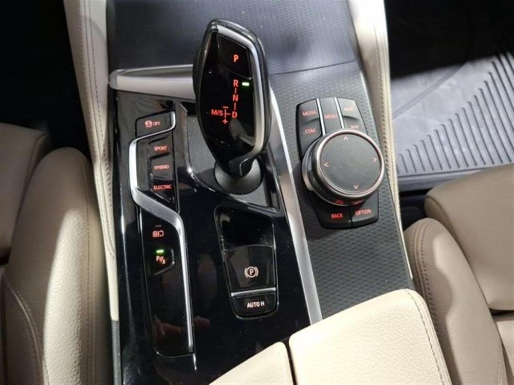 530 530 e xDrive Touring Msp