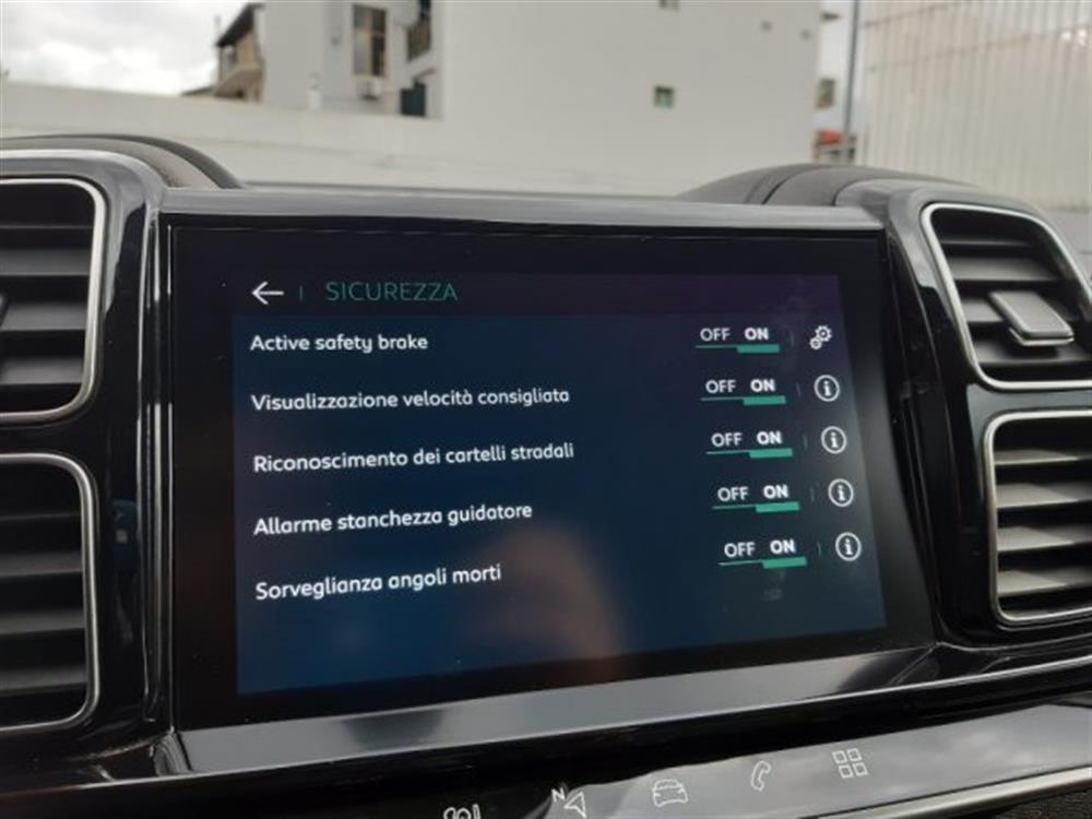 C5 Aircross C5 Aircross Hybrid 225 E-EAT8 Sh