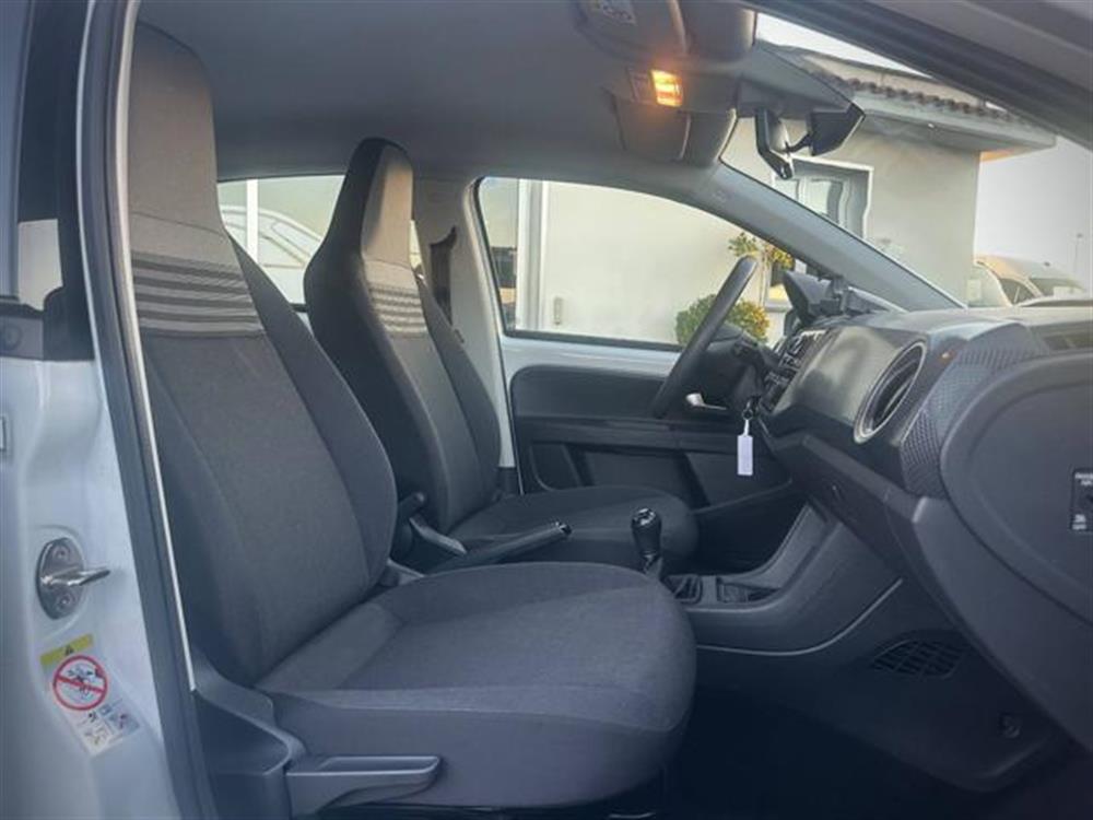 up! up! 1.0 5p. Move up - NO