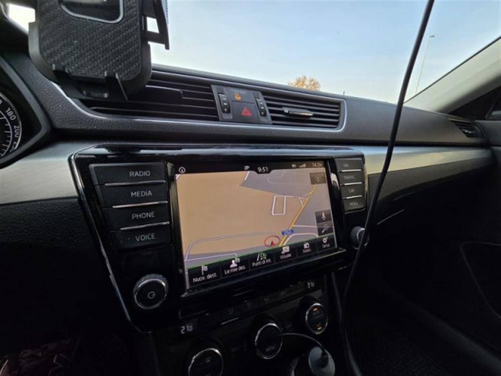 Superb Superb 2.0 TDI DSG Ambition