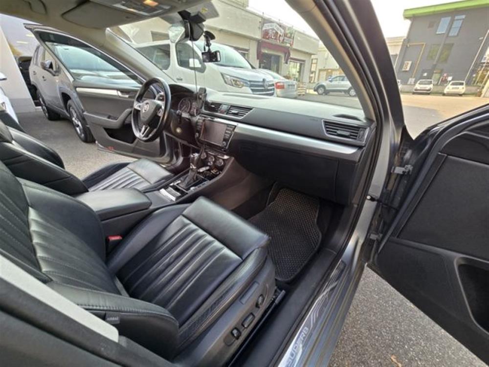 Superb Superb 2.0 TDI DSG Ambition