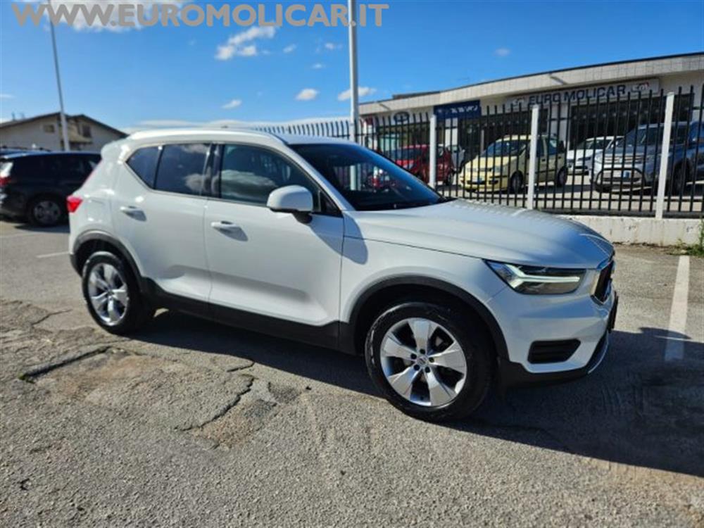 XC40 XC40 2.0 D3 Momentum 150c