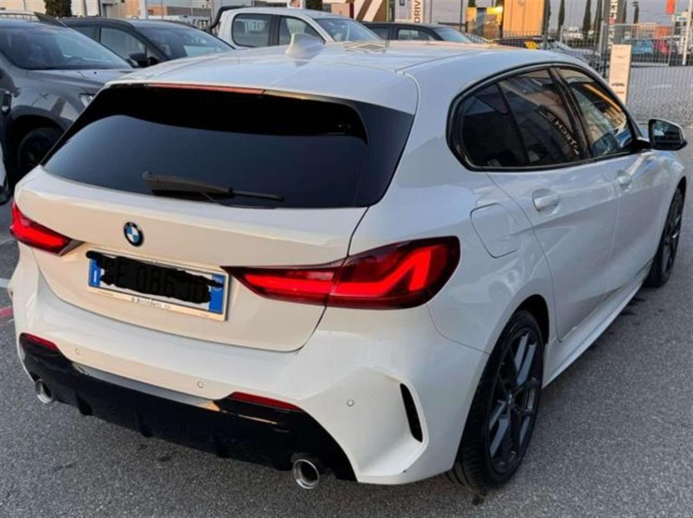 118 118 118d 5p. Msport