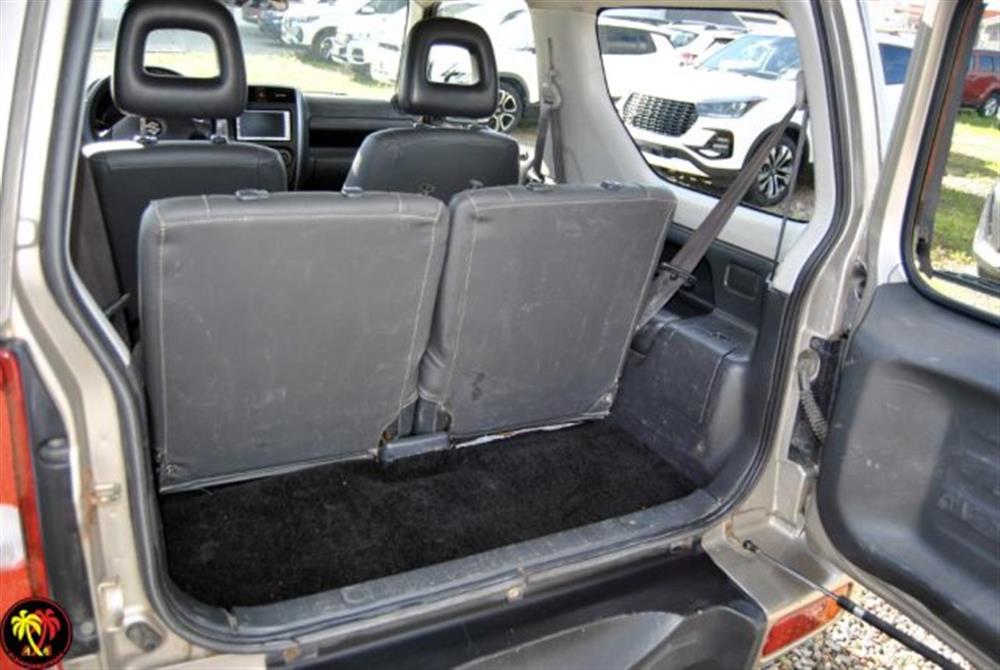 Jimny Jimny 1.3i 16V cat 4WD JLX