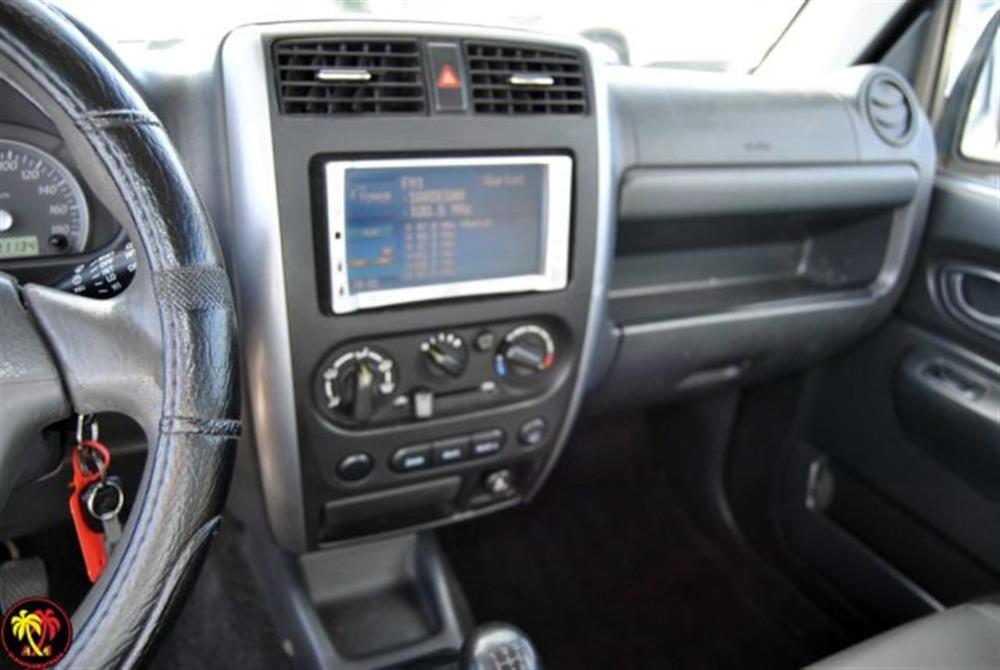 Jimny Jimny 1.3i 16V cat 4WD JLX