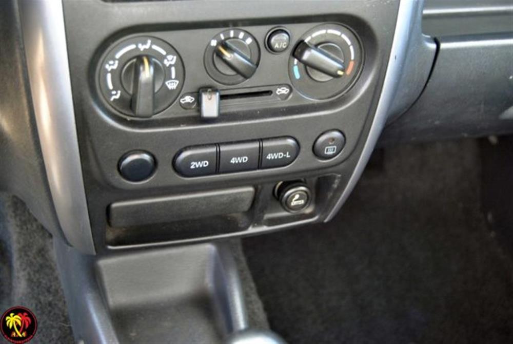 Jimny Jimny 1.3i 16V cat 4WD JLX