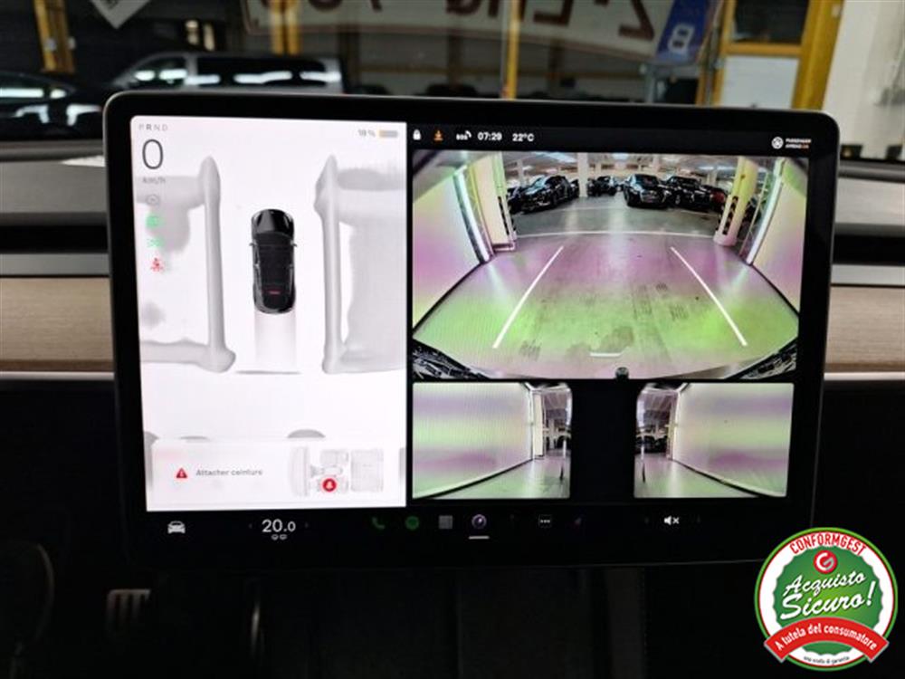 Model Y Model Y Performance AWD IN A