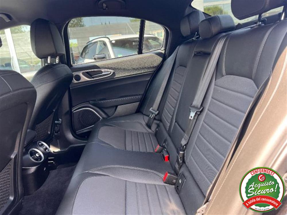 Giulia Giulia 2.0 Turbo 200 CV AT8