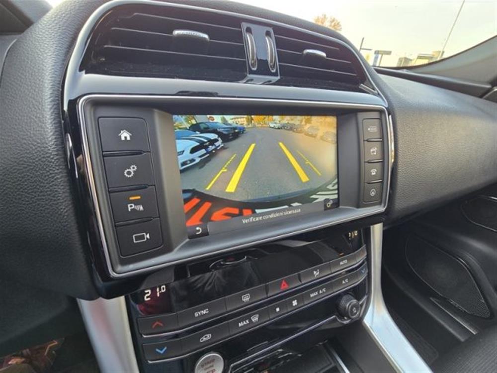 F-Pace F-Pace 2.0 D 240 CV AWD aut