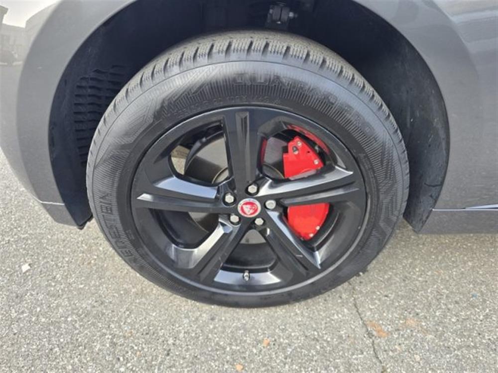 F-Pace F-Pace 2.0 D 240 CV AWD aut