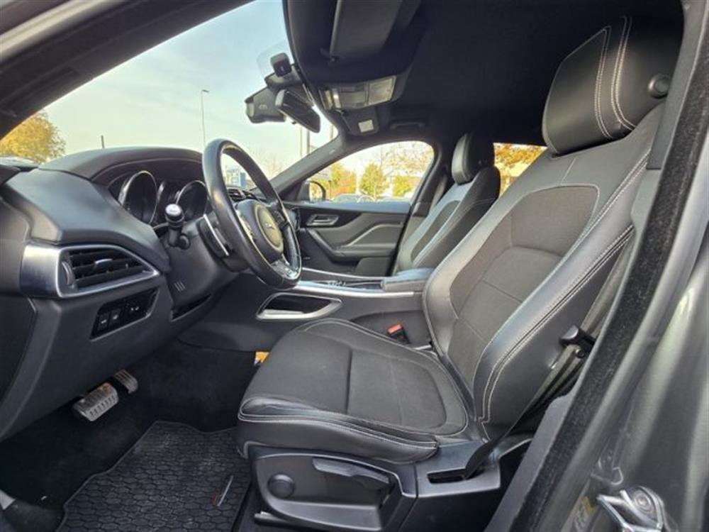 F-Pace F-Pace 2.0 D 240 CV AWD aut