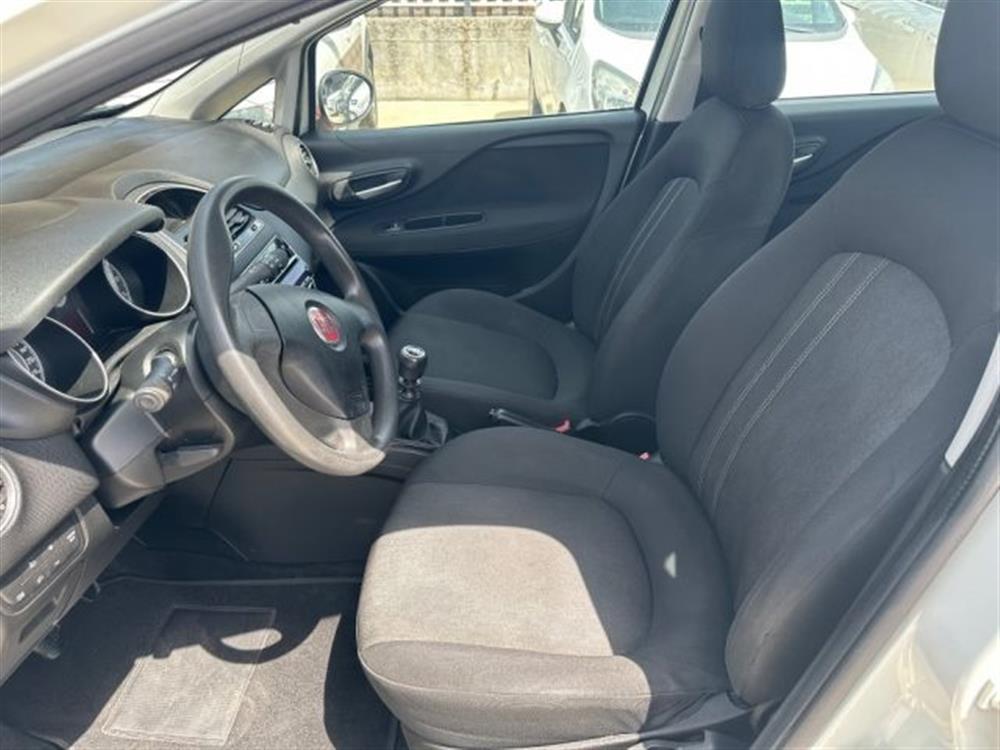 Punto Punto 1.4 5P Natural Power