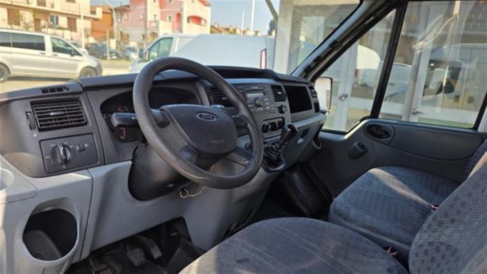 Transit Transit 300M 2.2 TDCi/115 PM