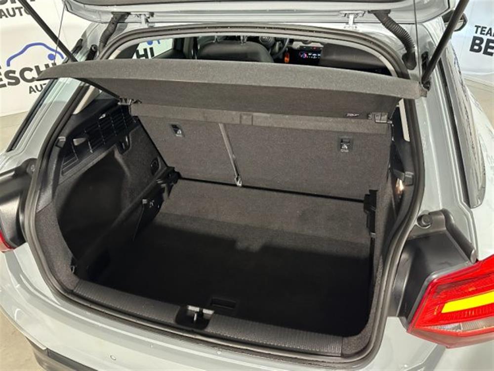 Q2 Q2 35 TFSI 150CV S tron